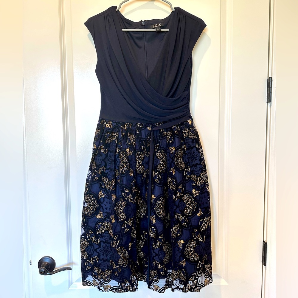 Cocktail/ wedding guest size 4 blue and gold dress